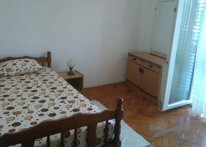 Pavica Semesterbostad Vrsi